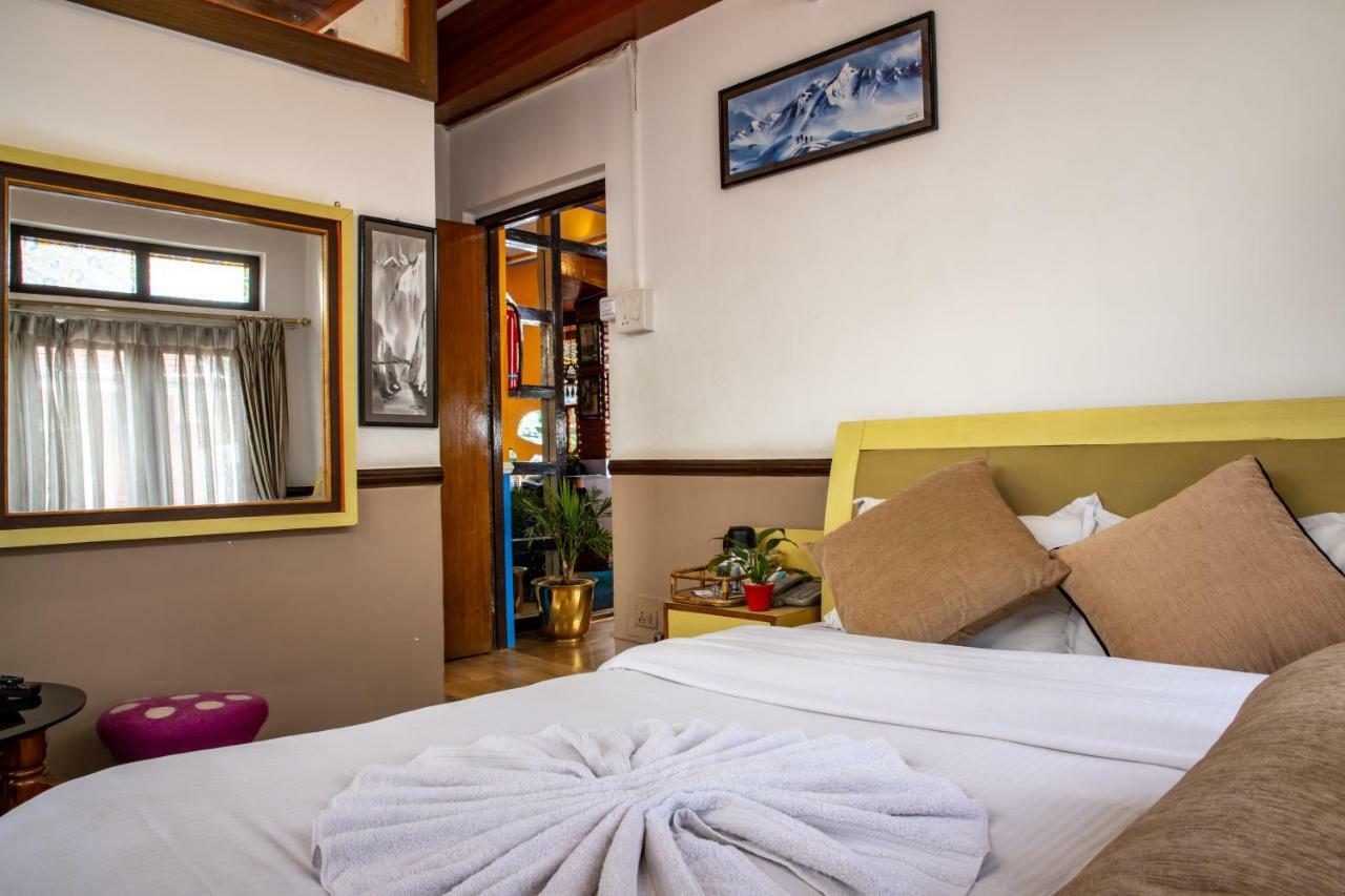 Shangrila Boutique Hotel Katmandu Dış mekan fotoğraf